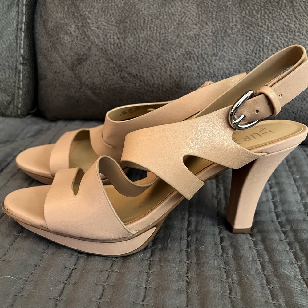 Naturalizer Sandals. Size 6.5
